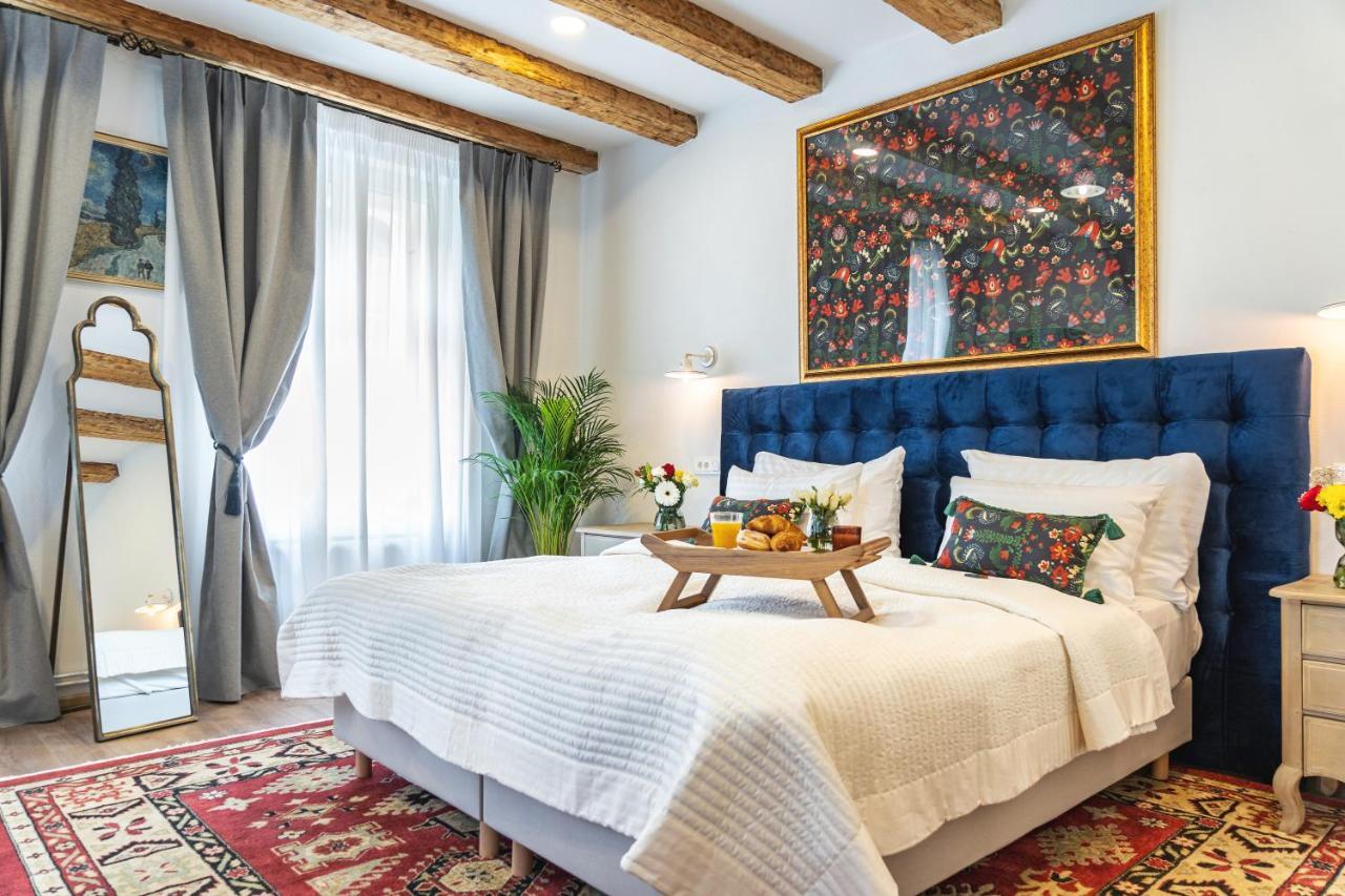 Nikolas Haus Brasov Bagian luar foto