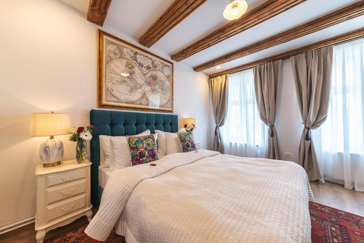 Nikolas Haus Brasov Bagian luar foto