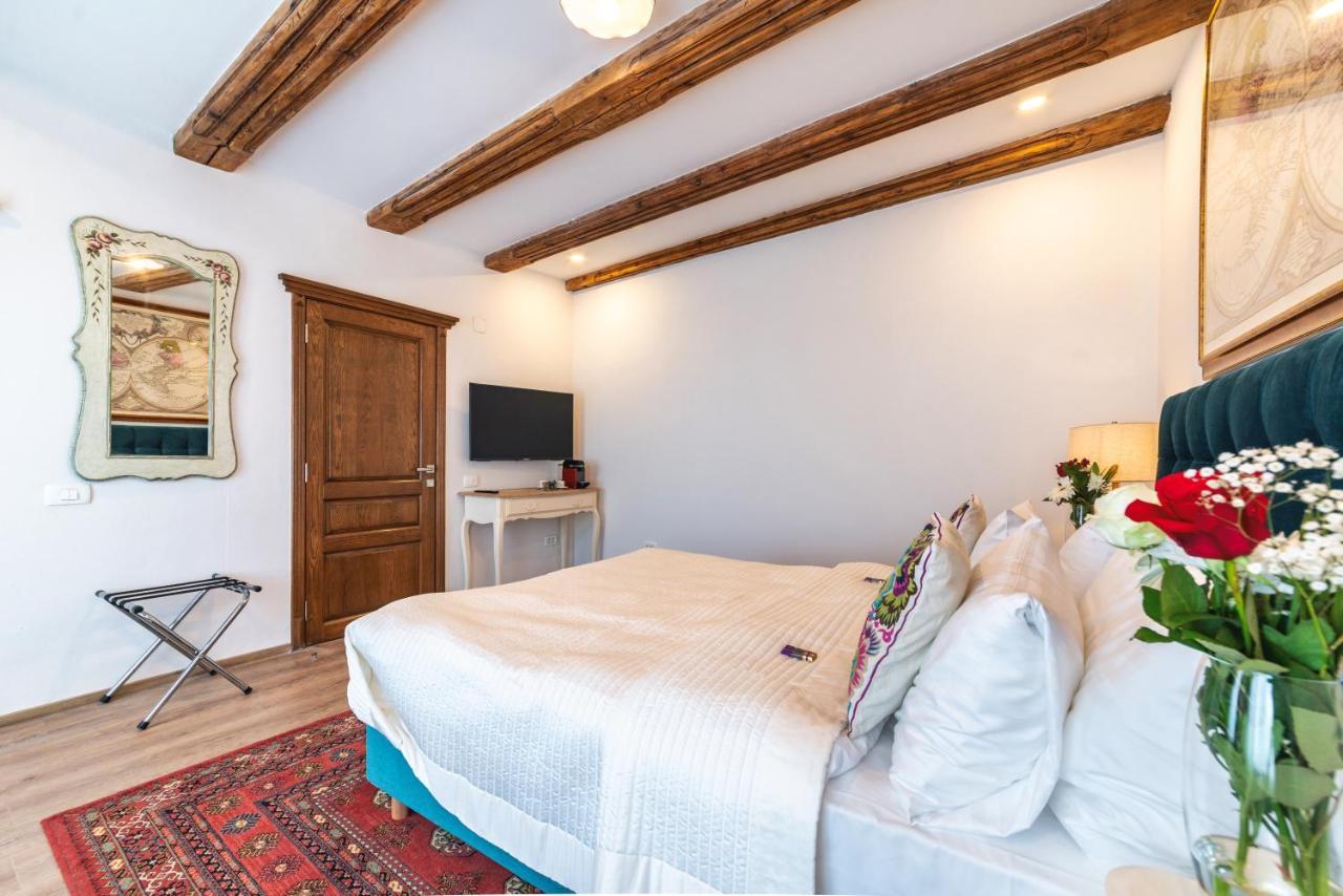 Nikolas Haus Brasov Bagian luar foto